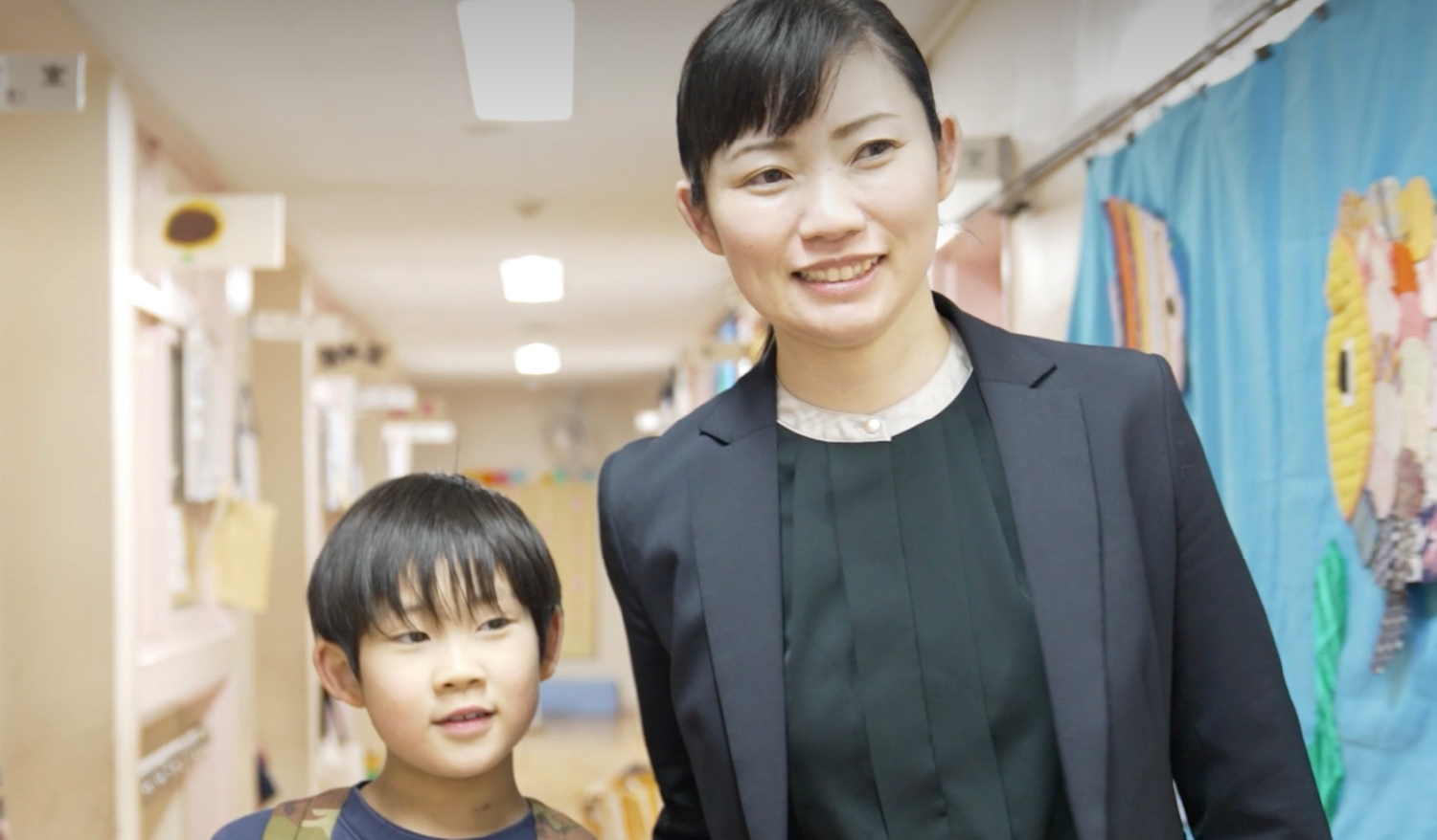 働くはどうなのか ときわ台支店 板橋支店 副支店長望月 真理 ワーママの働く、Lifeとworkを二項対立で捉えるのではなく 全体を自分の人生として充実させていくその姿に迫る