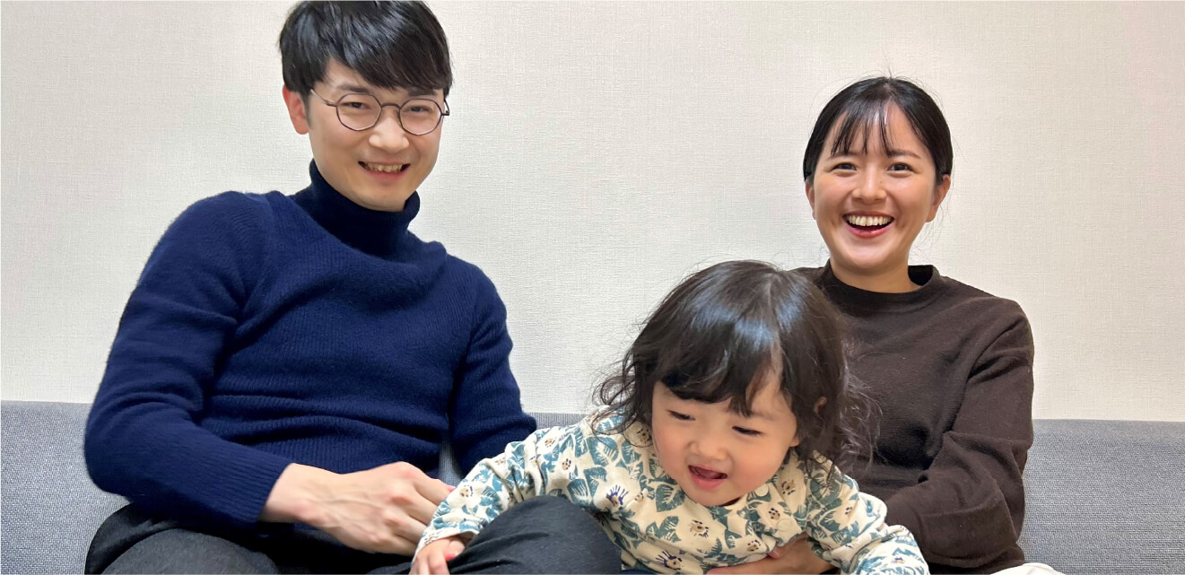1日おきに保育園の送り迎えを交代することで、フラットに子育て